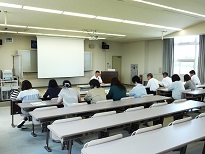 新庄南高等学校ＰＴＡ教職員の皆さんが見学に来られました