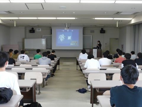 薬物乱用防止講座 【教務学生課】